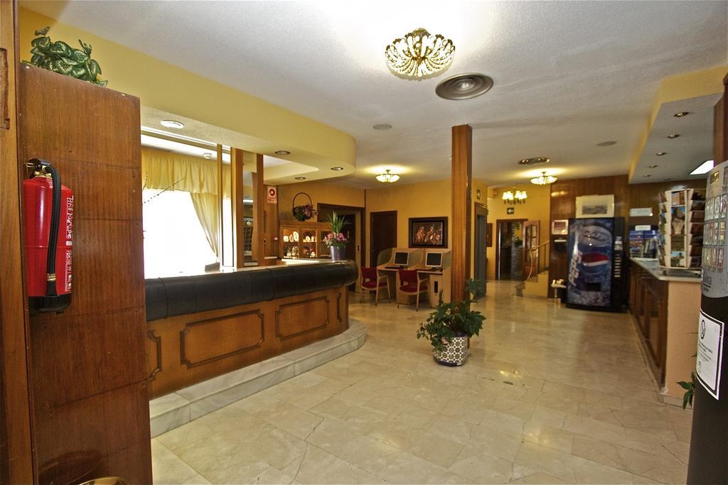 Hotel San Gabriel à Grenade Extérieur photo